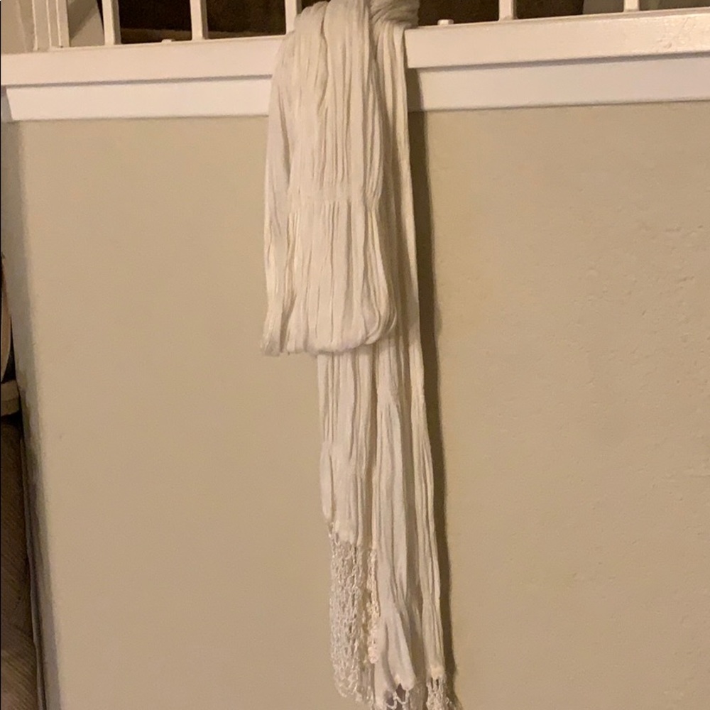 Beautiful Cream scarf